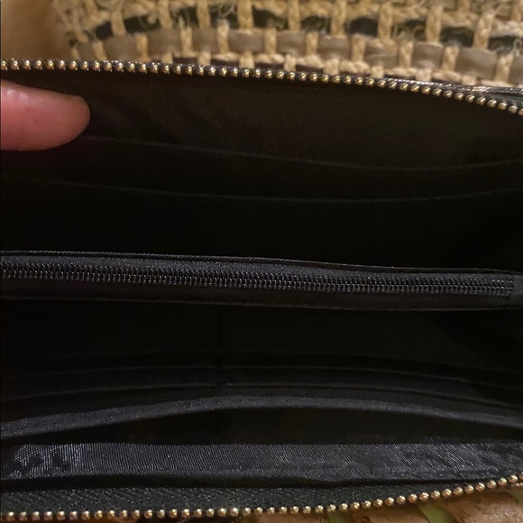 TAHARI Cheetah Print Zip Around Wallet with Credit Card Holder - Black/Gold - Picture 6 of 10